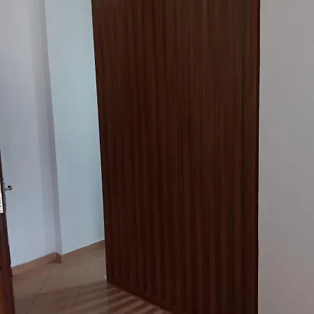 Osmenaj Seaside Apartment Vlore