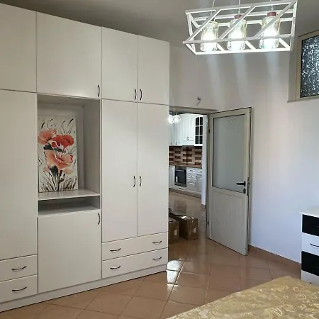 Apartment Osmenaj Seaside Apartment